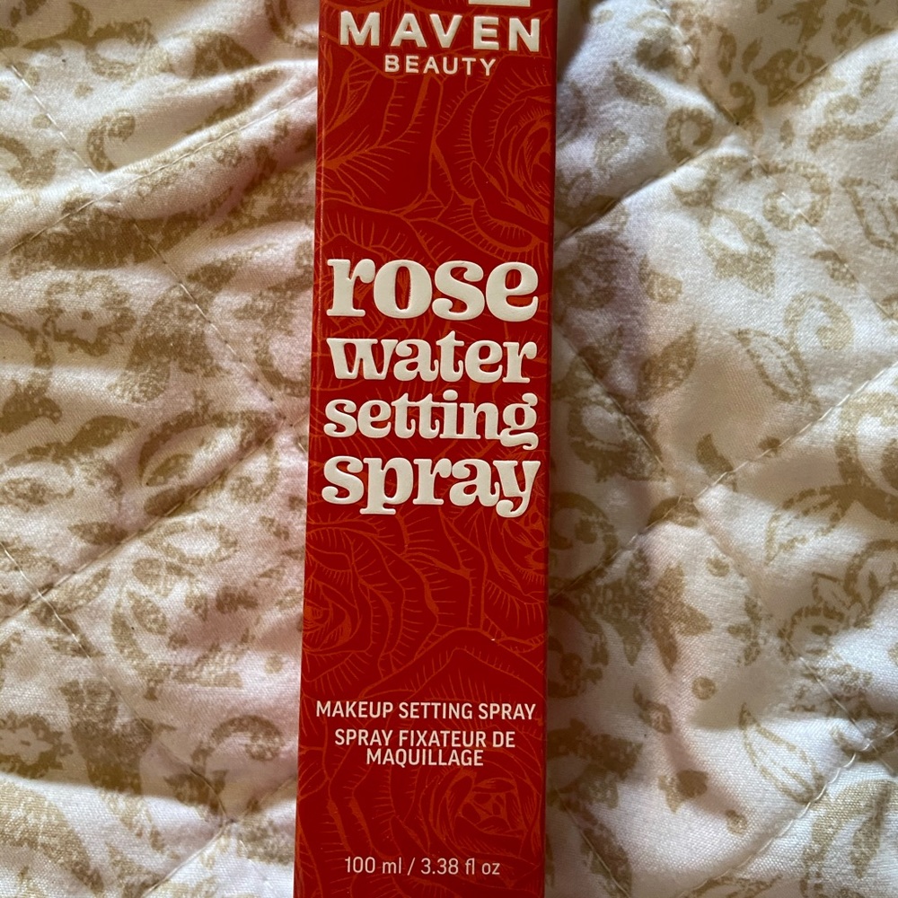 Maven beauty setting spray